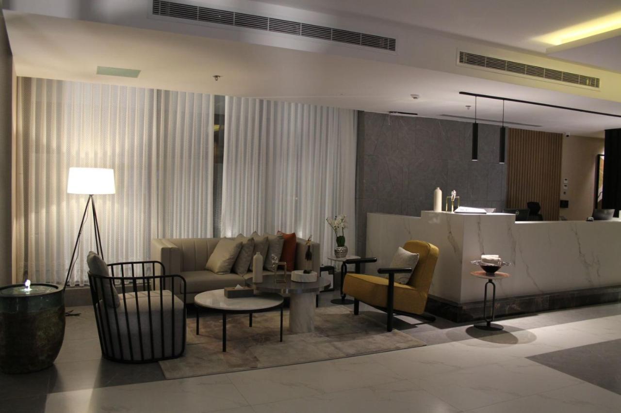 Al Muhaidb Residence Jawazat Riyadh Bagian luar foto